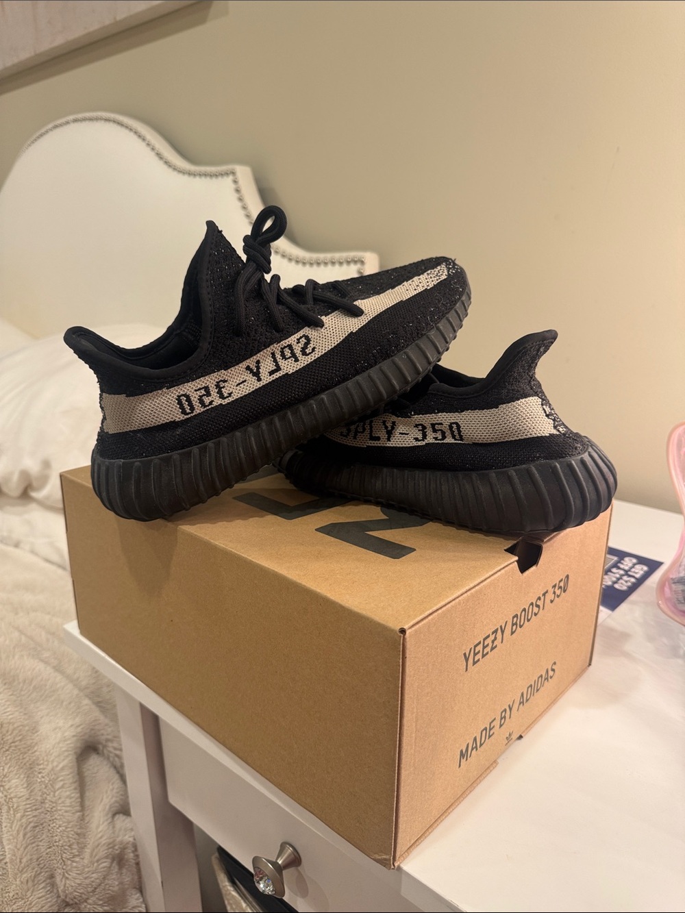 Adidas Yeezy Boost 350 v2